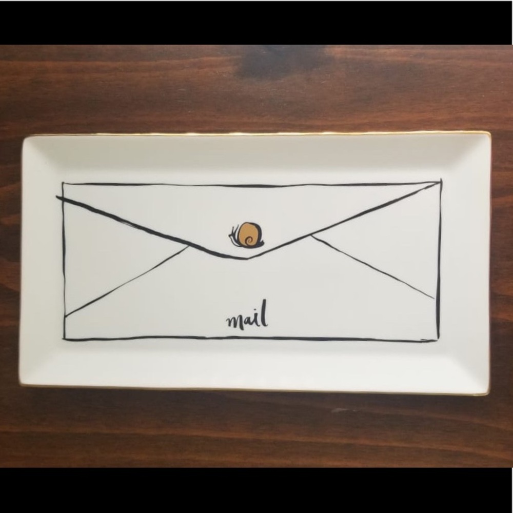 Daisy Place Snail Mail Tray